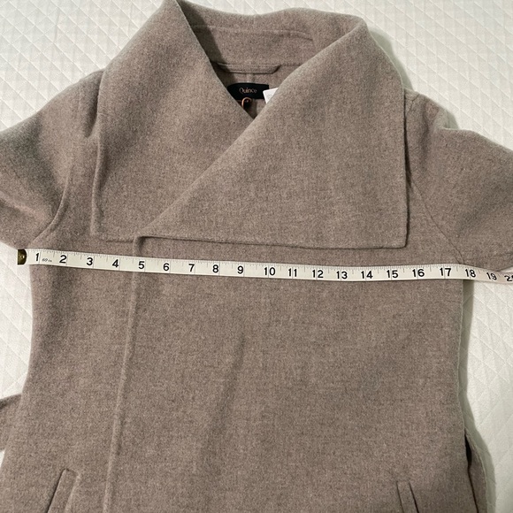 NWT Quince Double-Faced Merino Wool Draped Collar Short Wrap Coat in Oat Size XS - Picture 9 of 10
